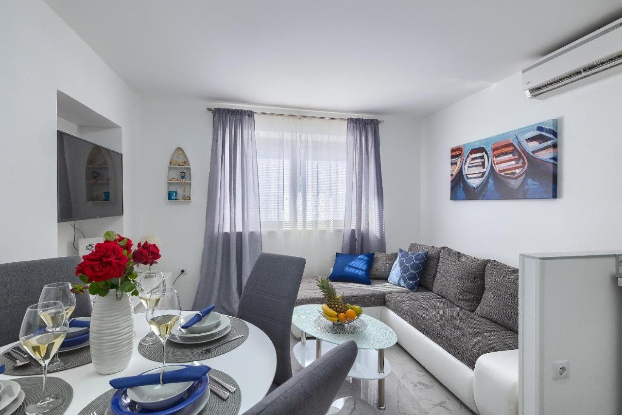 Studio Apartman Luka Pomer Extérieur photo