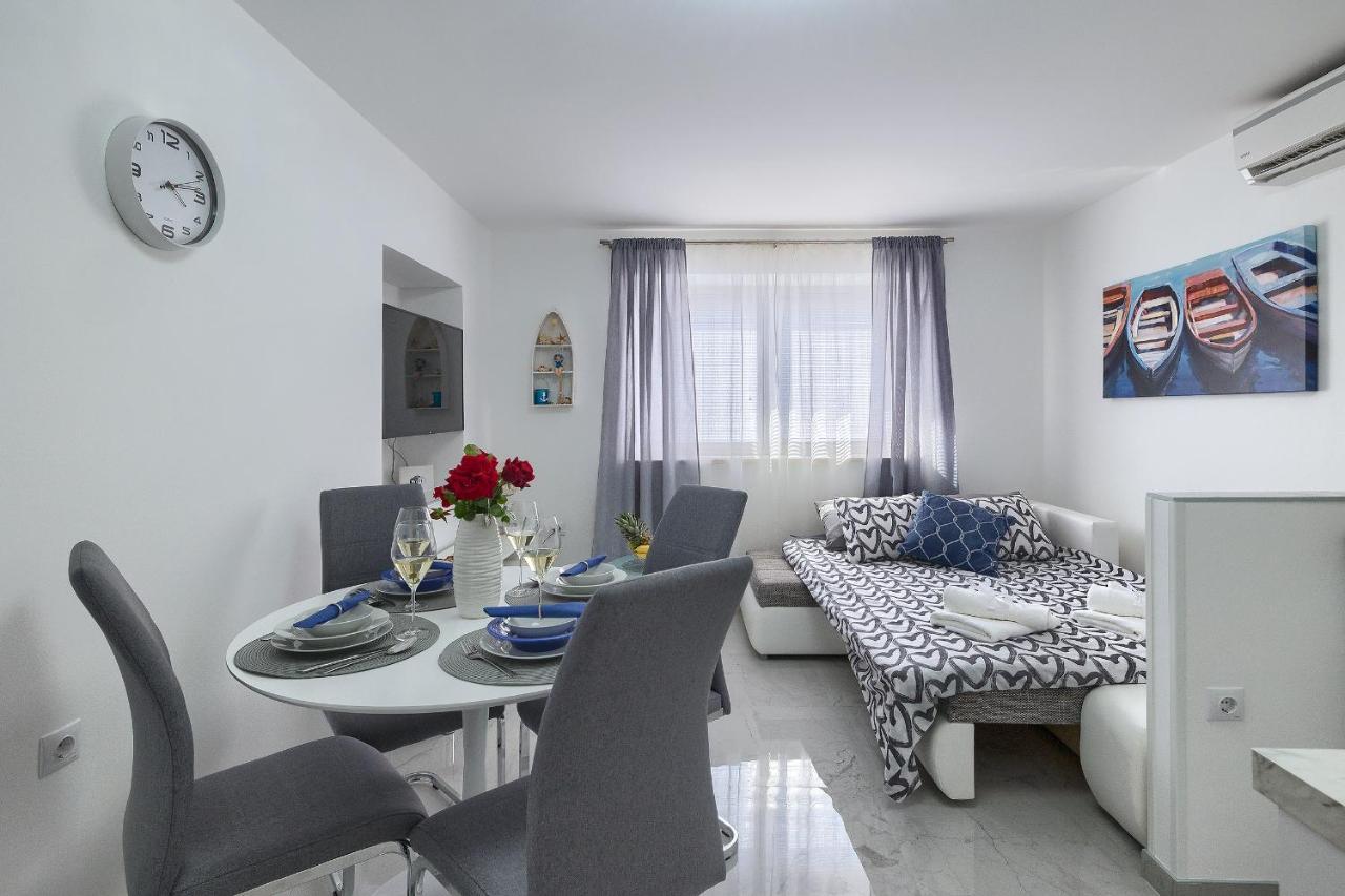 Studio Apartman Luka Pomer Extérieur photo